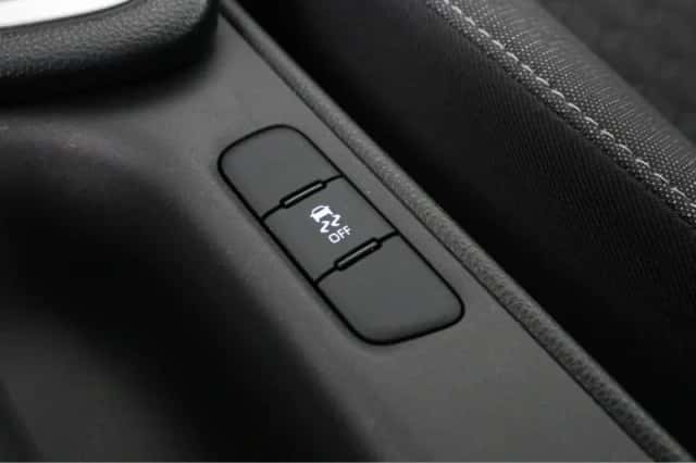 Toyota Yaris (2023) thumbnail 33