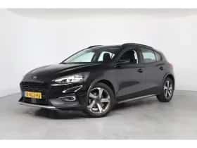 Ford Focus (2021) thumbnail 1
