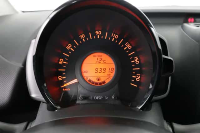 Toyota Aygo (2022) thumbnail 12