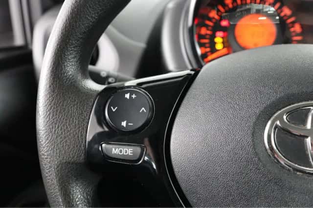 Toyota Aygo (2022) thumbnail 21