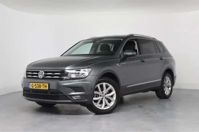 Volkswagen Tiguan (2019) thumbnail 1