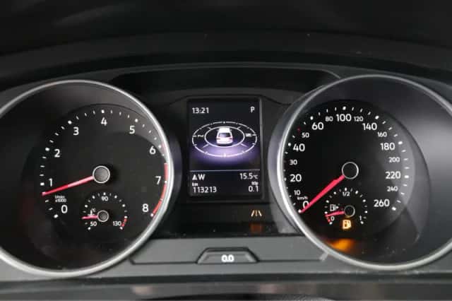 Volkswagen Tiguan (2019) thumbnail 13