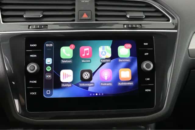 Volkswagen Tiguan (2019) thumbnail 15
