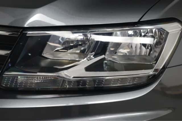 Volkswagen Tiguan (2019) thumbnail 21