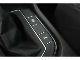 Volkswagen Tiguan (2019) thumbnail 42