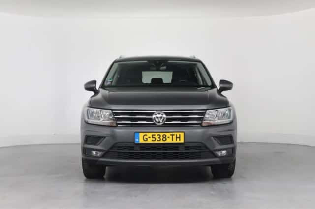 Volkswagen Tiguan (2019) thumbnail 9