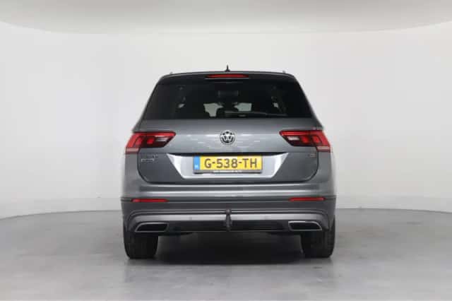 Volkswagen Tiguan (2019) thumbnail 10