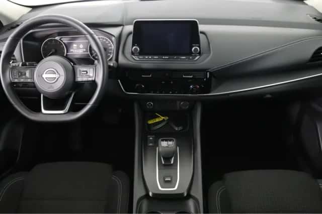 Nissan Qashqai (2023) thumbnail 4