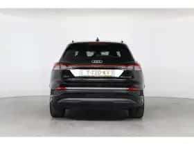 Audi Q4 e-tron (2023) thumbnail 10