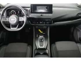 Nissan Qashqai (2023) thumbnail 4