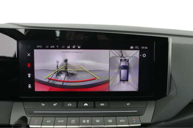 Opel Astra (2022) thumbnail 14