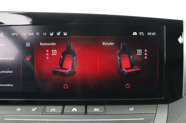 Opel Astra (2022) thumbnail 15