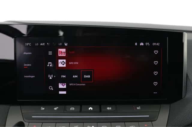 Opel Astra (2022) thumbnail 29