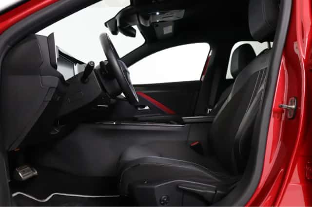 Opel Astra (2022) thumbnail 30