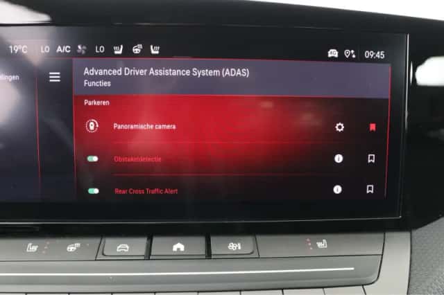 Opel Astra (2022) thumbnail 43