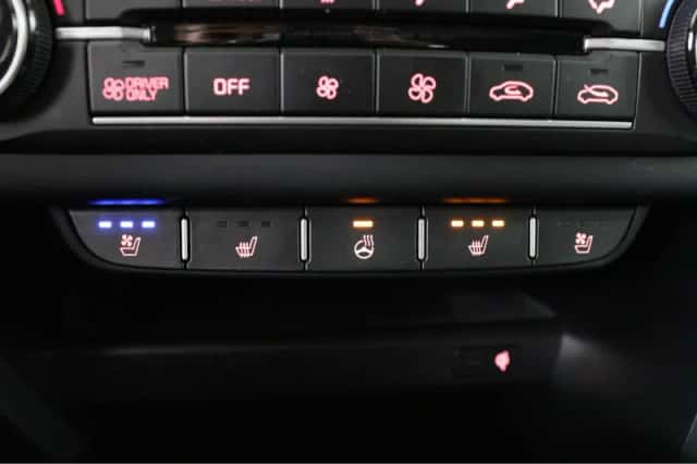 Kia XCeed (2023) thumbnail 15