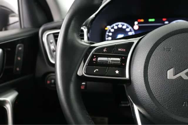 Kia XCeed (2023) thumbnail 32