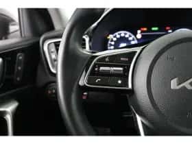 Kia XCeed (2023) thumbnail 32
