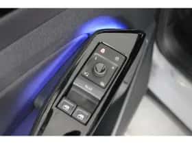 Volkswagen ID.4 (2023) thumbnail 25