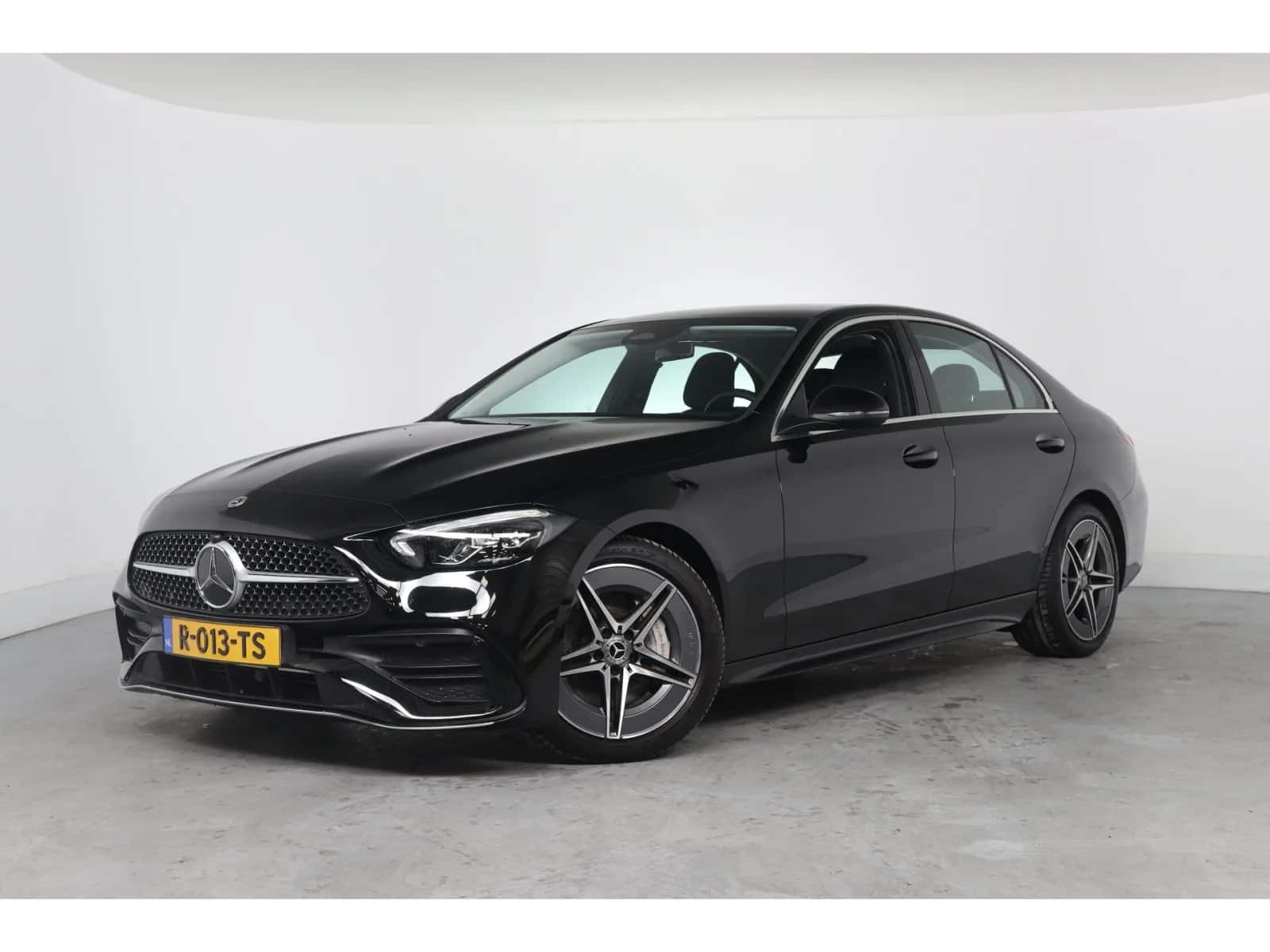 Mercedes-Benz C-Klasse (2022) — foto 1