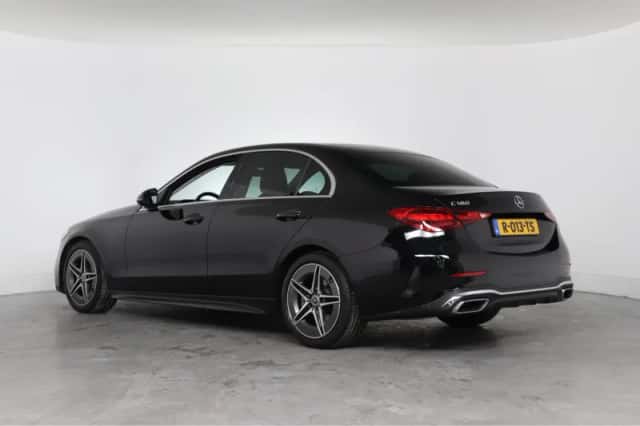 Mercedes-Benz C-Klasse (2022) thumbnail 3
