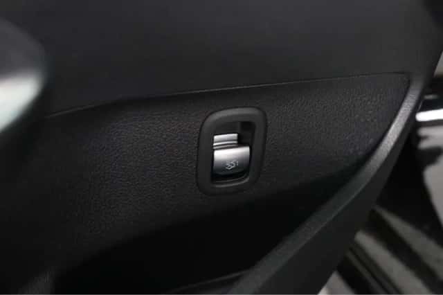 Mercedes-Benz C-Klasse (2022) thumbnail 33