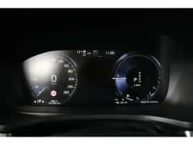 Volvo V60 (2022) thumbnail 14