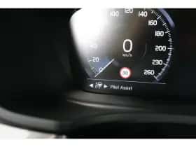 Volvo V60 (2022) thumbnail 33