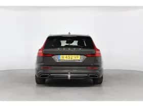 Volvo V60 (2022) thumbnail 9