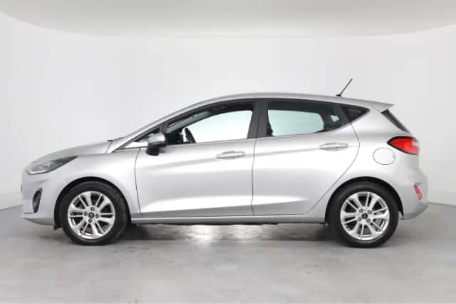 Ford Fiesta (2022) thumbnail 2