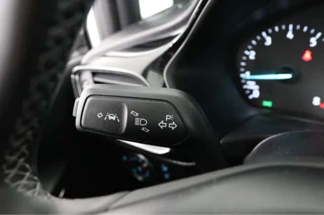 Ford Fiesta (2022) thumbnail 32