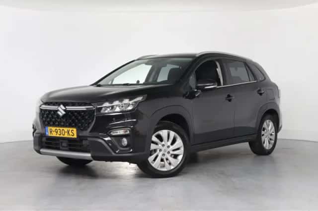Suzuki S-Cross (2022) thumbnail 1