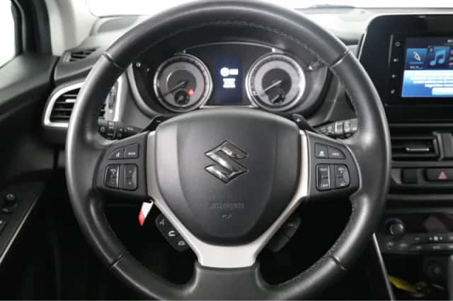 Suzuki S-Cross (2022) thumbnail 21