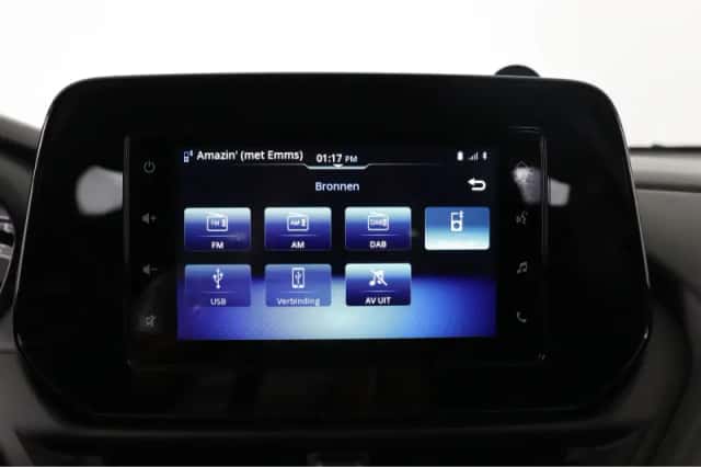 Suzuki S-Cross (2022) thumbnail 36