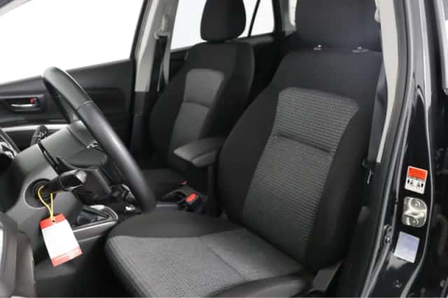 Suzuki S-Cross (2022) thumbnail 6