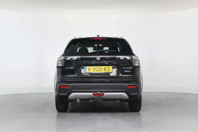 Suzuki S-Cross (2022) thumbnail 9