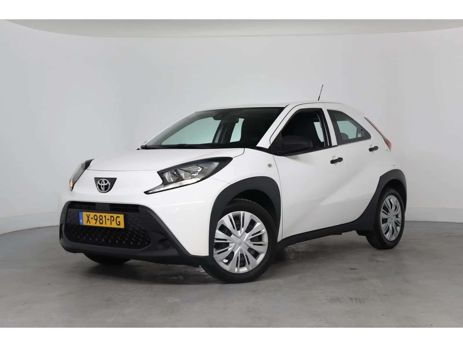 Toyota Aygo X (2024) — foto 1