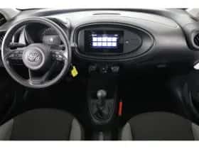 Toyota Aygo X (2024) thumbnail 2