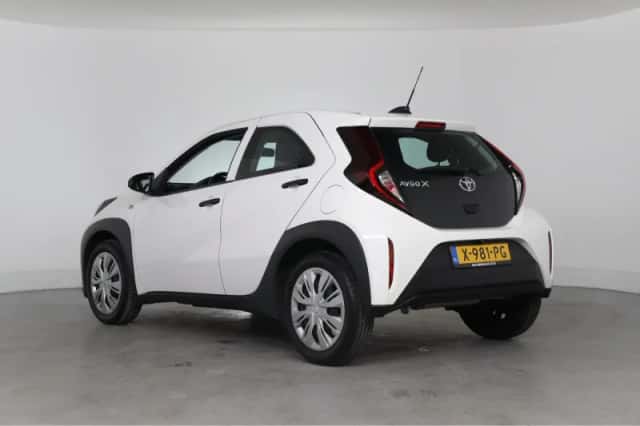 Toyota Aygo X (2024) thumbnail 3