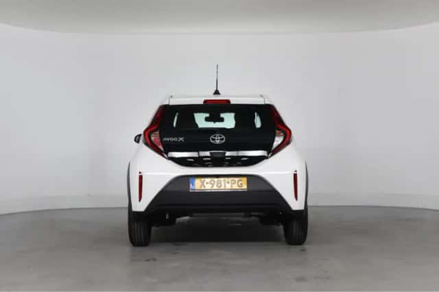 Toyota Aygo X (2024) thumbnail 9
