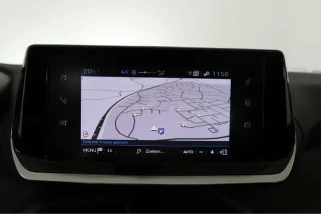 Peugeot 208 (2021) thumbnail 13