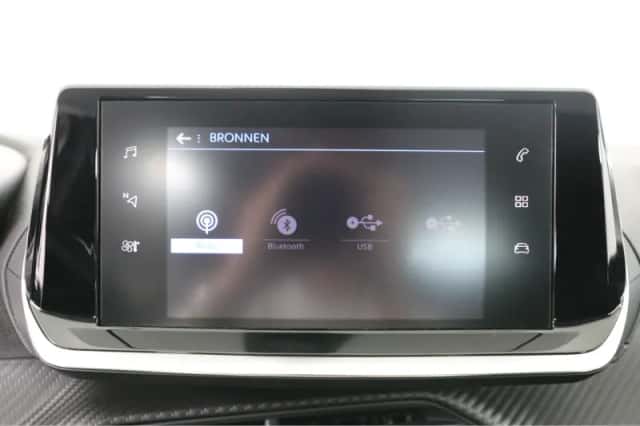 Peugeot 208 (2021) thumbnail 16