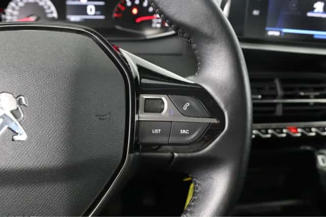 Peugeot 208 (2021) thumbnail 21