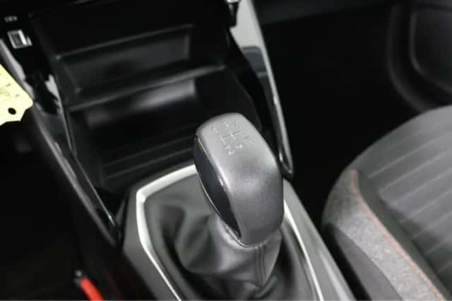 Peugeot 208 (2021) thumbnail 33