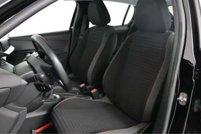 Peugeot 208 (2021) thumbnail 6