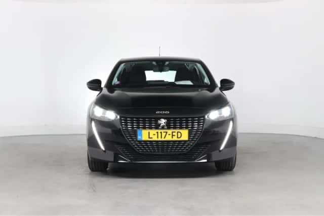Peugeot 208 (2021) thumbnail 9