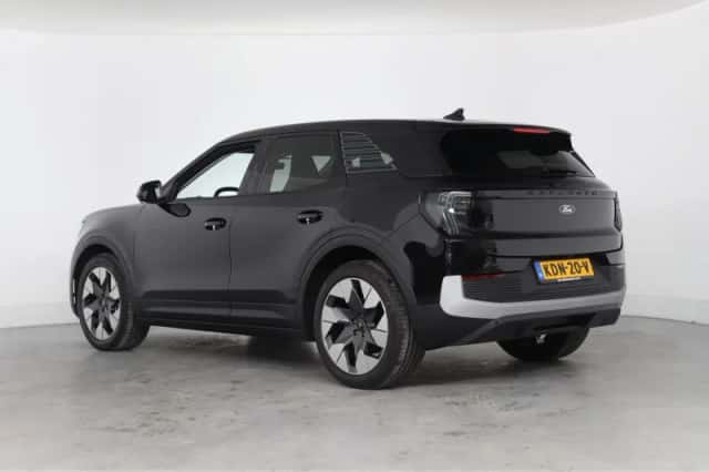 Ford Explorer (2026) thumbnail 3