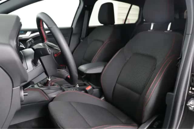 Ford Focus (2022) thumbnail 26