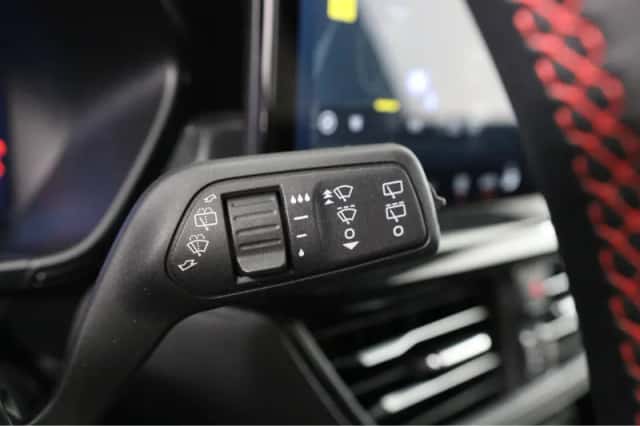Ford Focus (2022) thumbnail 33
