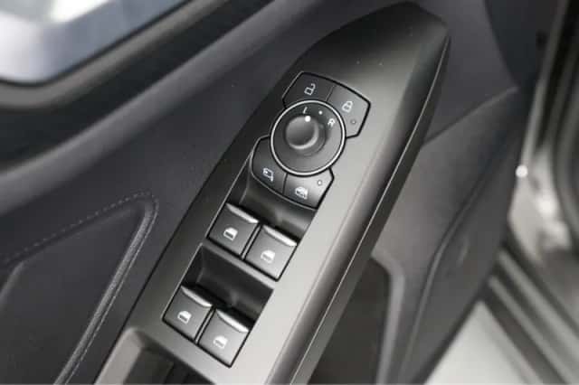 Ford Focus (2022) thumbnail 38